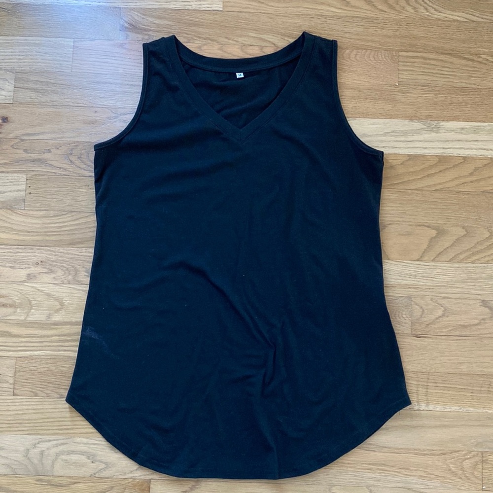 NWOT Size Medium Maternity Tank Top